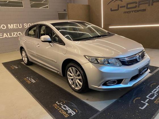 HONDA CIVIC 1.8 LXL 16V FLEX 4P MANUAL HONDA CIVIC 1.8 LXL 16V FLEX 4P MANUAL